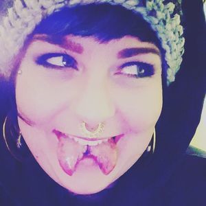 Meet your Posher, Jaye